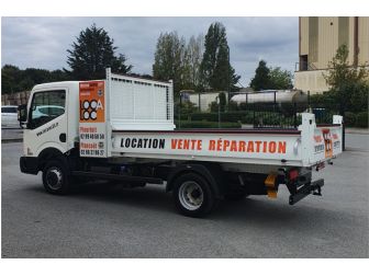 Camion benne VL (150 kms/jour inclus)